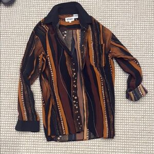 Vendi Striped Button-Up Shirt